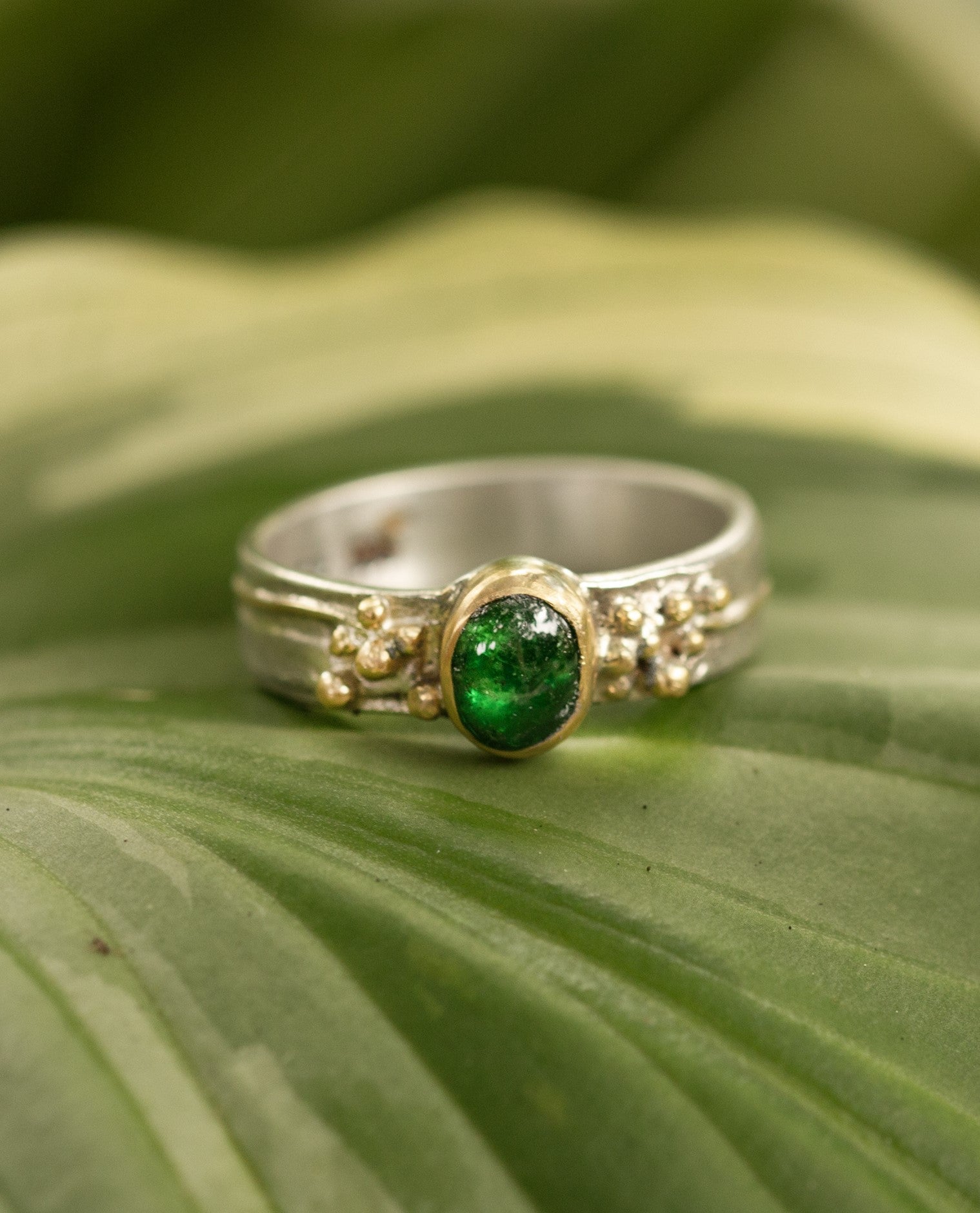 2425 Emerald Berry Ring